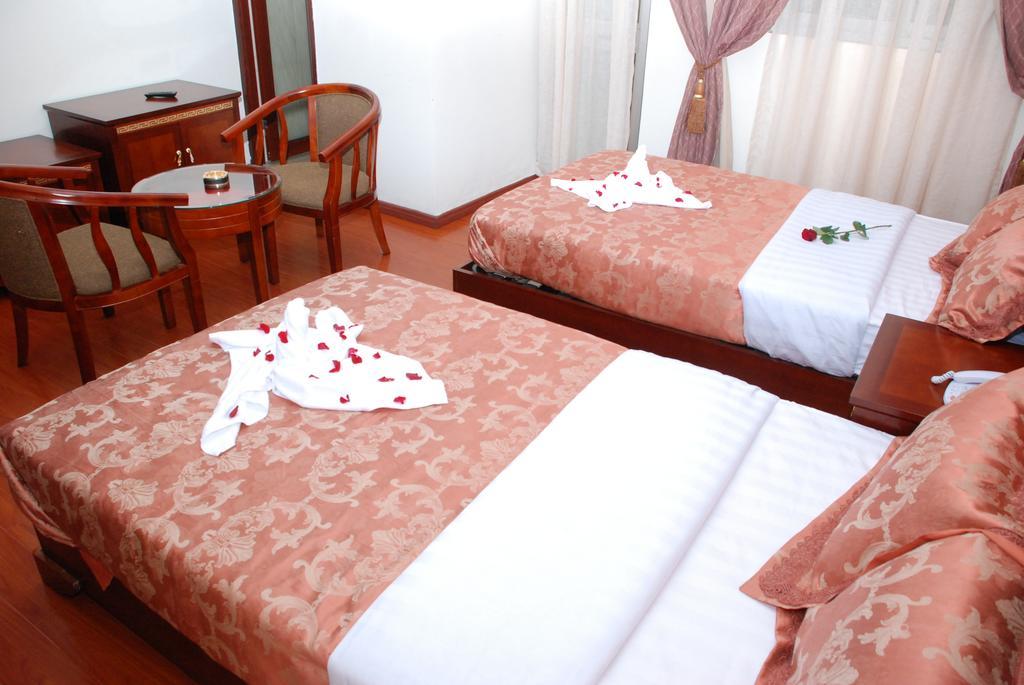 Addis Amba Hotel Bahir Dar Exterior photo