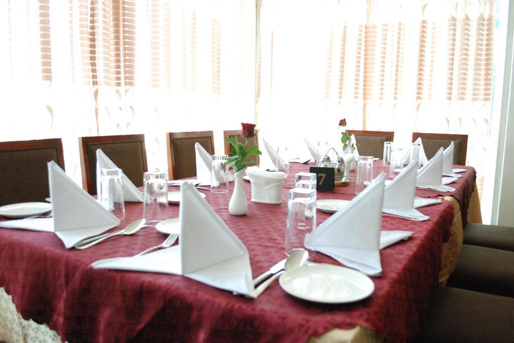 Addis Amba Hotel Bahir Dar Exterior photo
